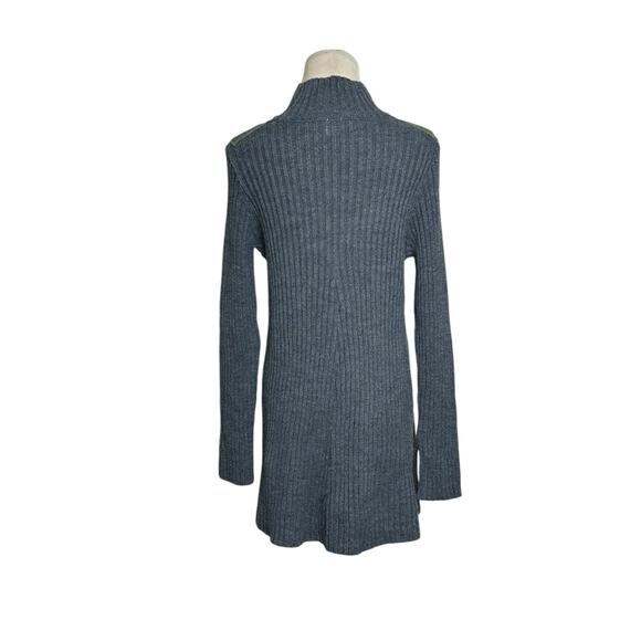 Yuumi Aria gray shoulder patch ribbed knit sweater size F - Small - Picture 6 of 16